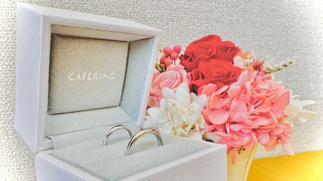 花は記念に花屋で購入しました。