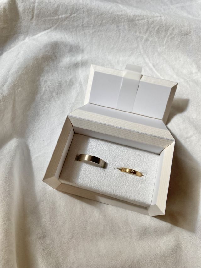 入れ物もとてもシンプルでかっこよく、結婚式でも使いました。