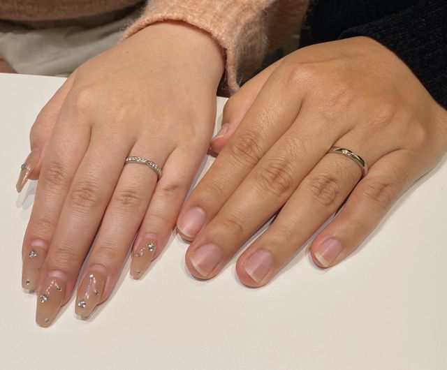 指輪の受け取りの際に担当の方が撮ってくださいました。