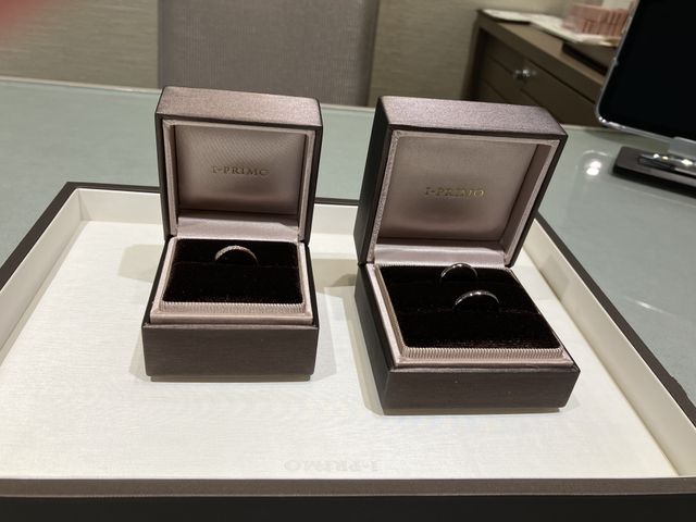 エタニティリングと結婚指輪のセットリング