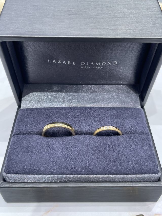 2人ともゴールド一択でした！
ダイヤの輝きがとても素敵です！