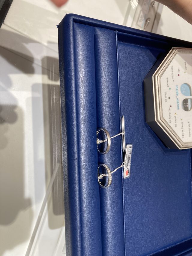 ハーフエターナルのダイヤモンドリング