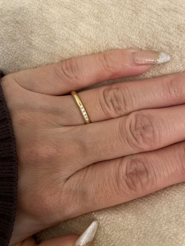 ゴールド
ダイヤ5石