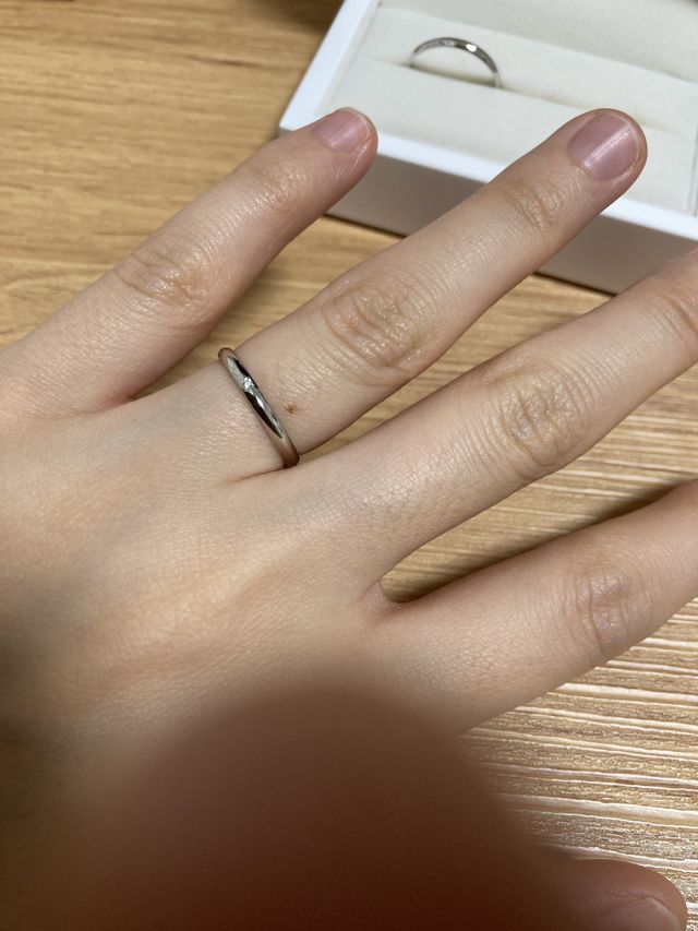 シンプルの中に輝くダイヤがめちゃ素敵です
