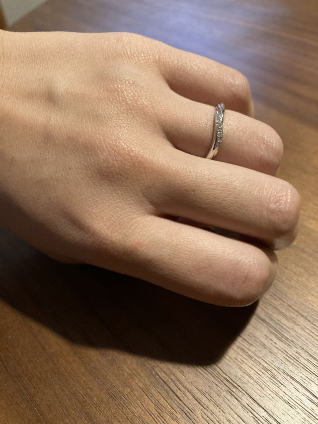 とても付け心地が良い指輪です