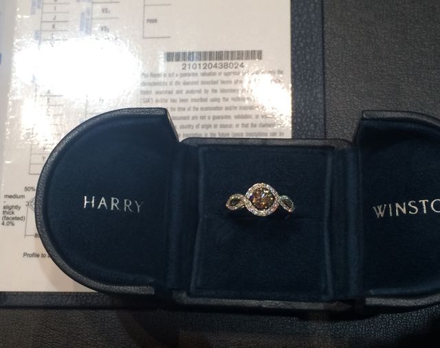 宝物の婚約指輪