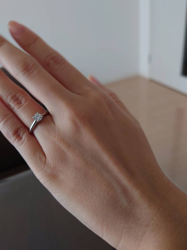 婚約指輪着用時