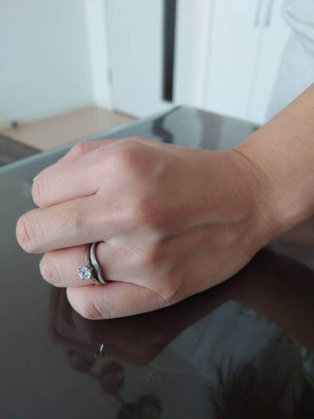 結婚指輪との重ね付け