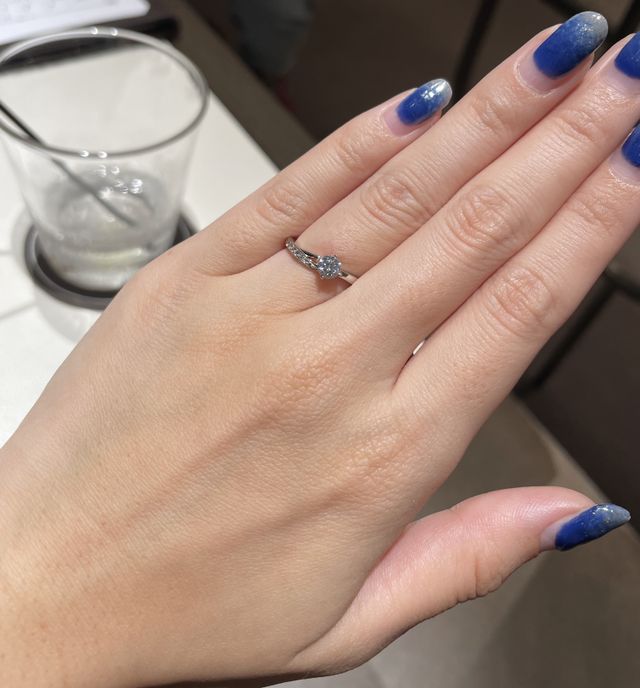 重ね付けできて人と被るのが嫌だったので気に入った物を選べた