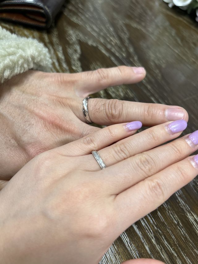 色んな加工を施し、自分たちが納得出来る指輪になりました。