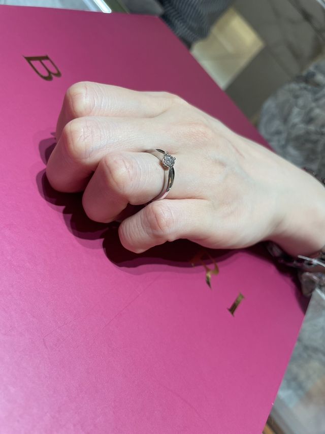 地金にしっかり厚みがあります。