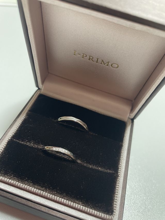 デザインはユリシーズ
ダイヤの輝き、マット加工が良き