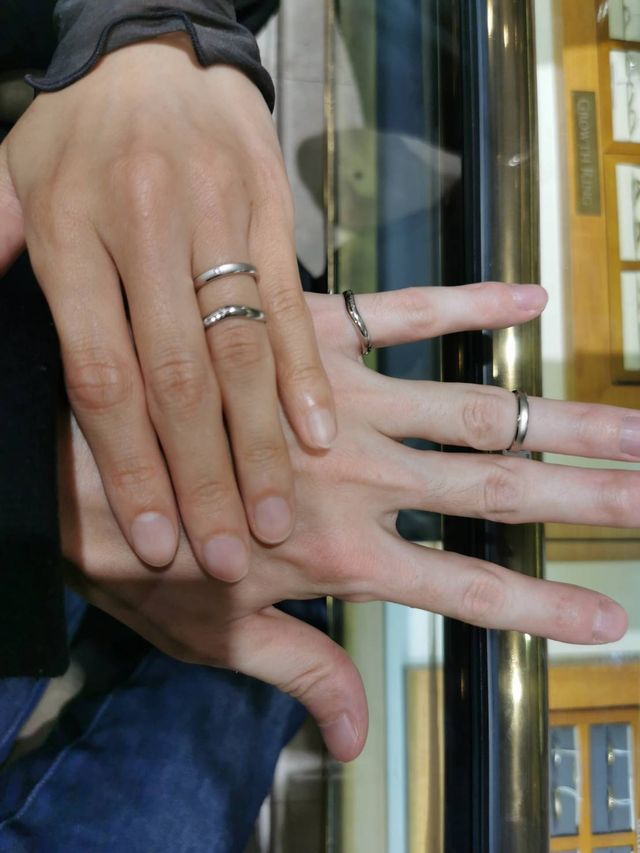 ピトーという商品とV字の商品で悩んでいました。