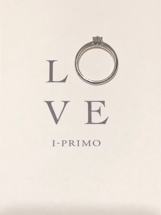 彼女に贈った婚約指輪です。