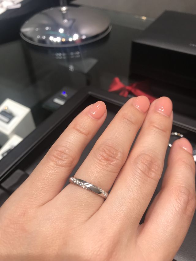 ダイヤモンドがたっぷり入りデザインも素敵でした。