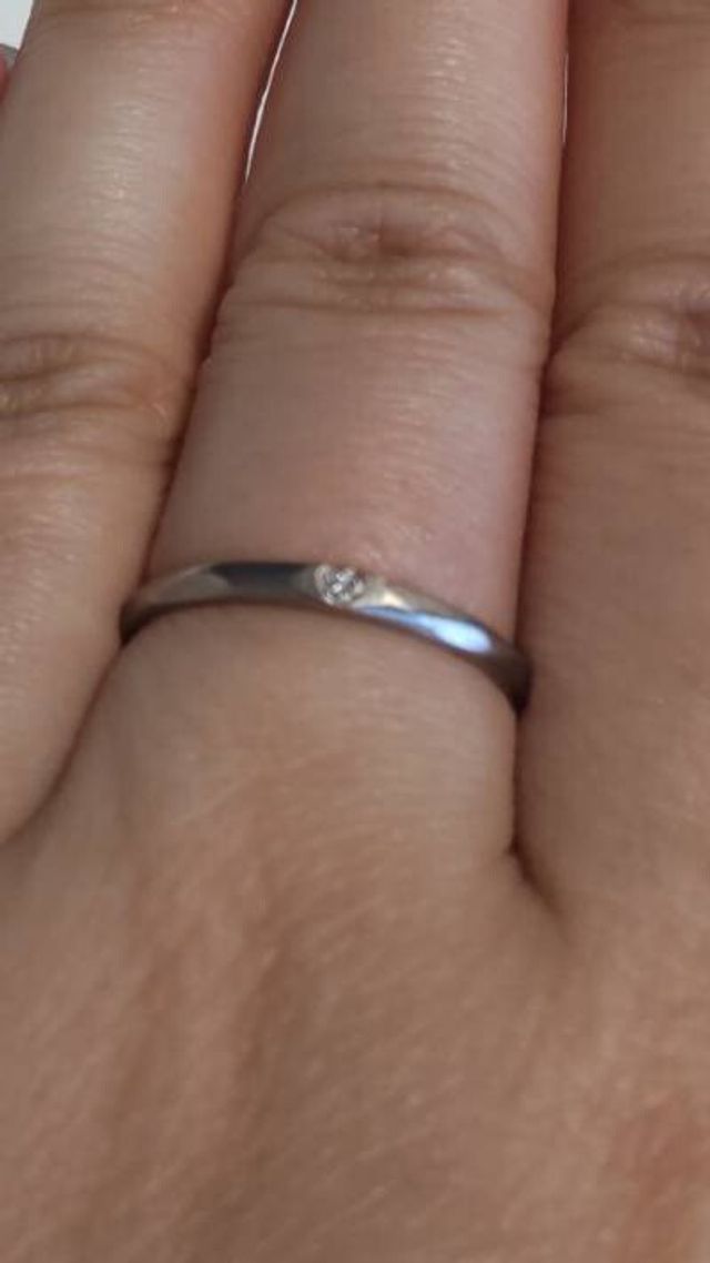 ハートにあしらわれたダイヤ