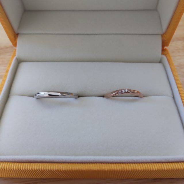 ペアの結婚指輪
