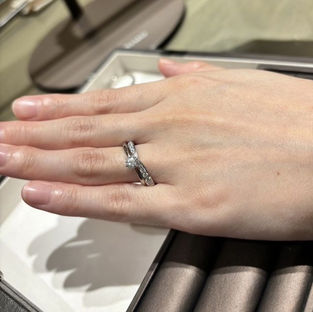 婚約指輪と結婚指輪のセットリング