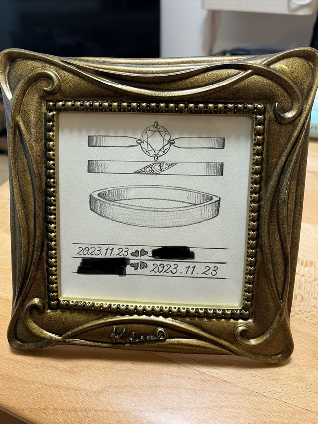 イニシャルは消しましたが指輪と中の刻印のデザイン画です。