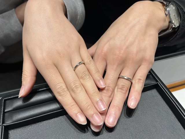 指輪受け取りの時の写真です♩