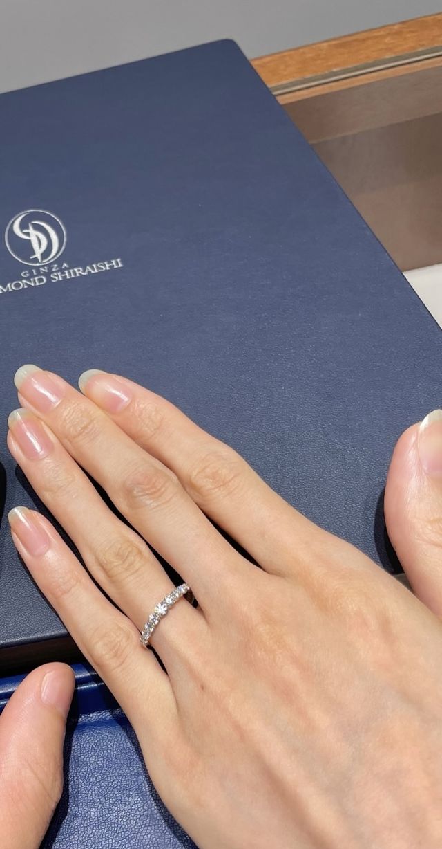 ハーフエタニティリングを試着