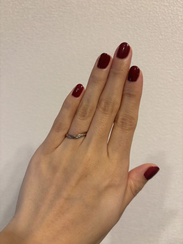 指輪着用画像です。