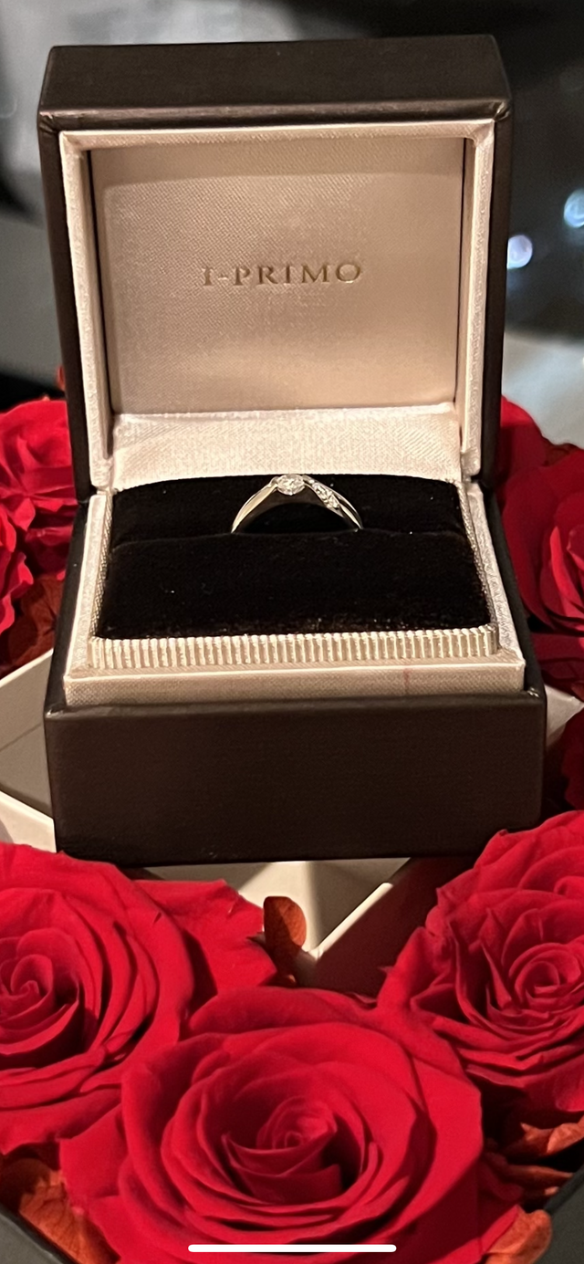 ボックスに入った指輪