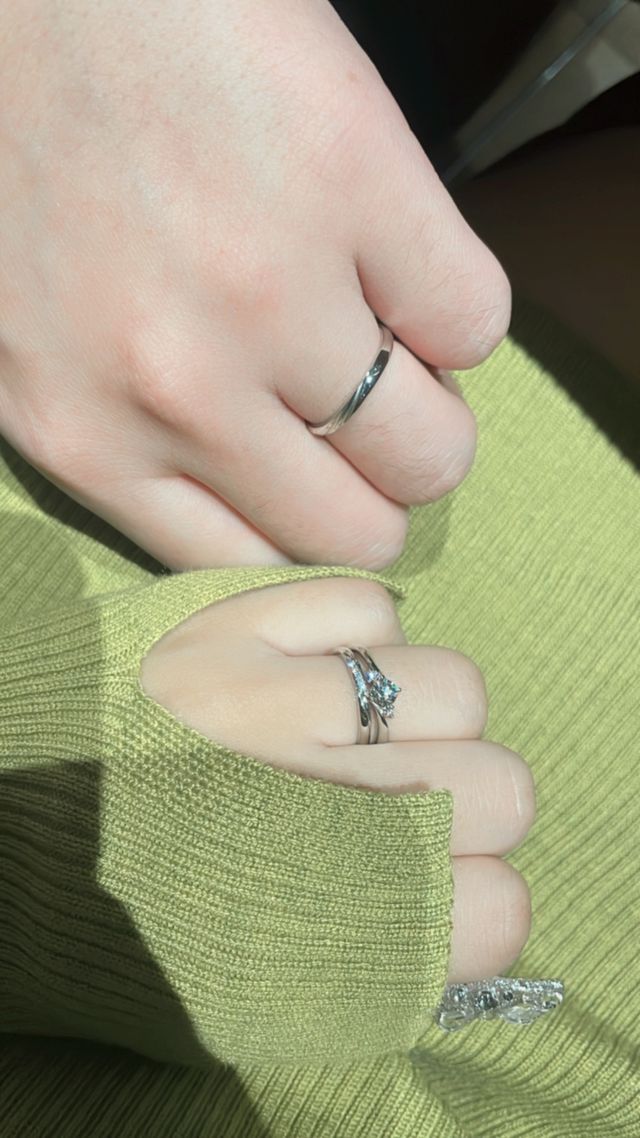 5連のダイヤモンドが本当に綺麗で着けていて幸せになります☺️