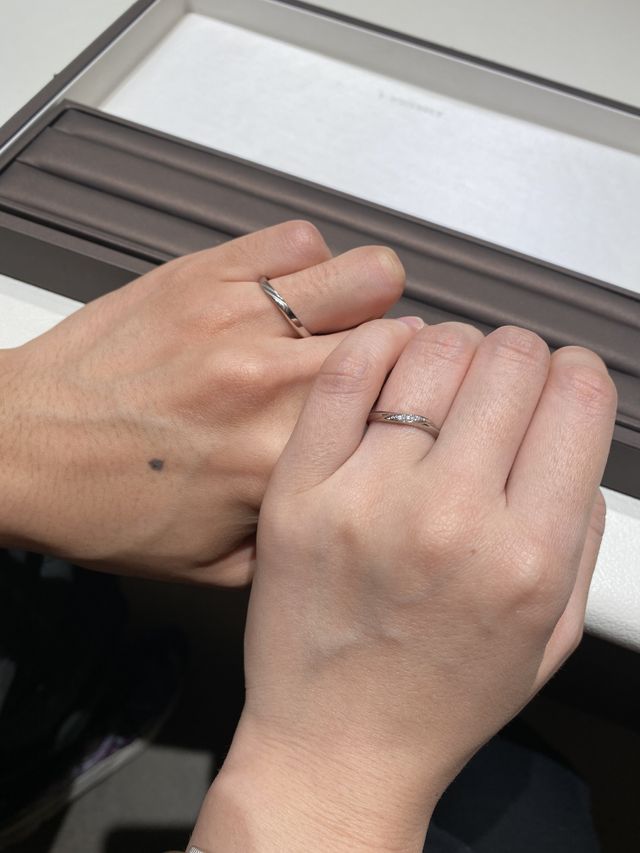 店舗にて試着した際の写真です。