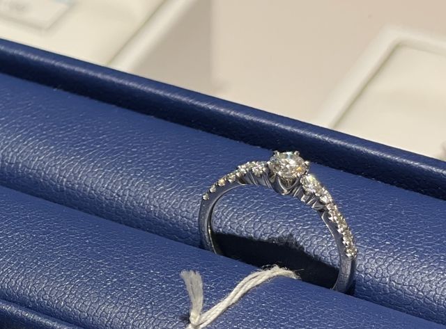 指輪のみの写真