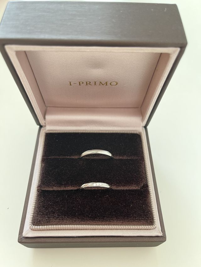 男性13号、真ん中部分はマット加工してもらいました
女性6号