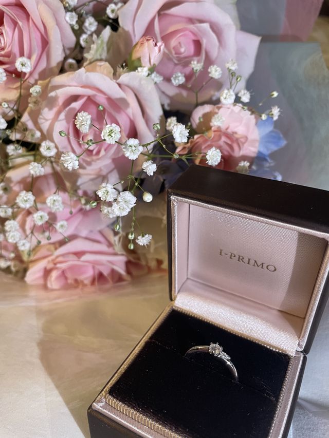 婚約指輪です！