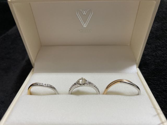 ペアに合わせて抽選で貰ったダイヤを結婚指輪にして貰った