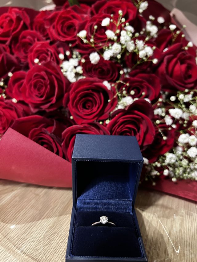 プロポーズリングを購入しました。