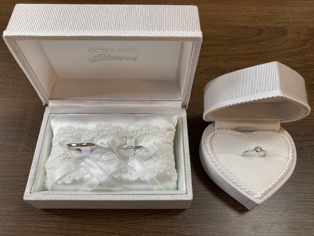結婚指輪と婚約指輪