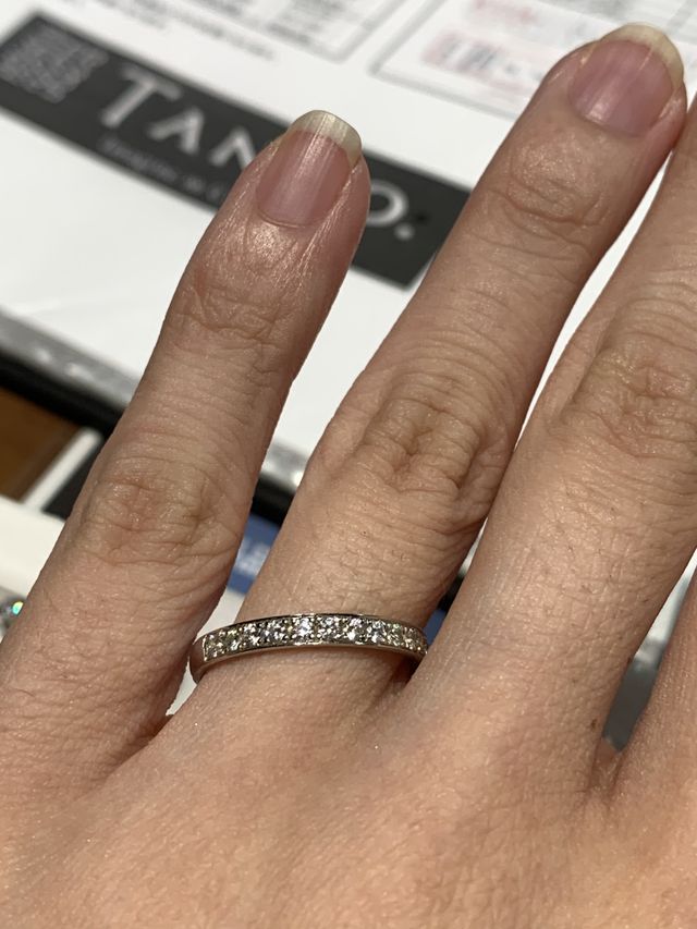 ハーフエタニティリング