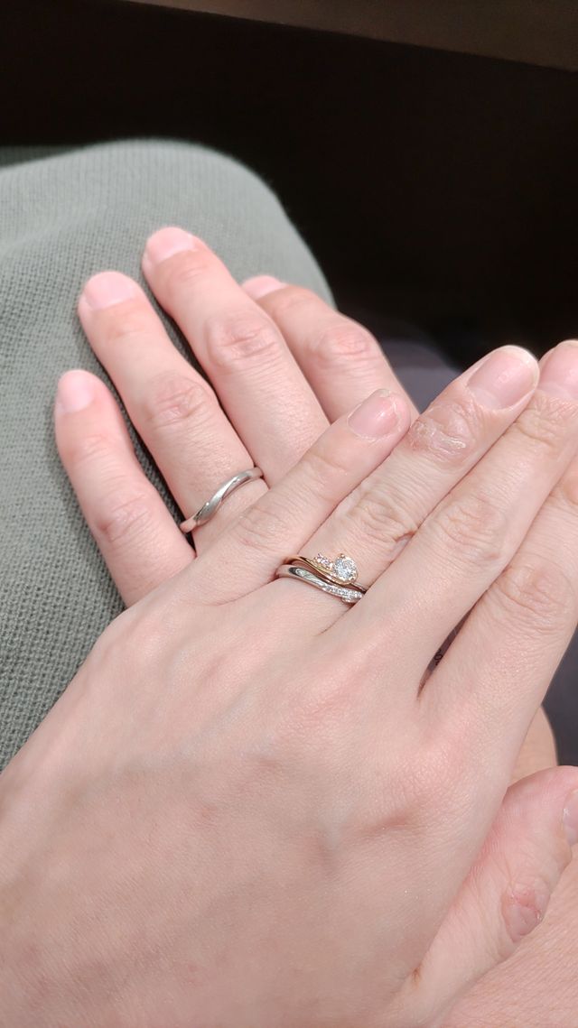 結婚指輪にノクターナルを購入したので重ねづけしてみました。