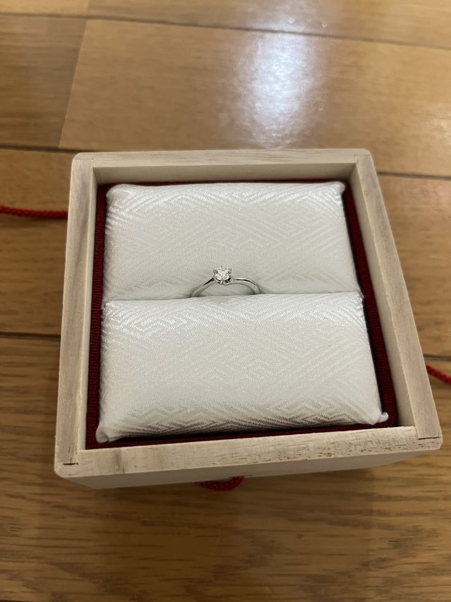 木の箱に入っていて、高級感がありお気に入りです。