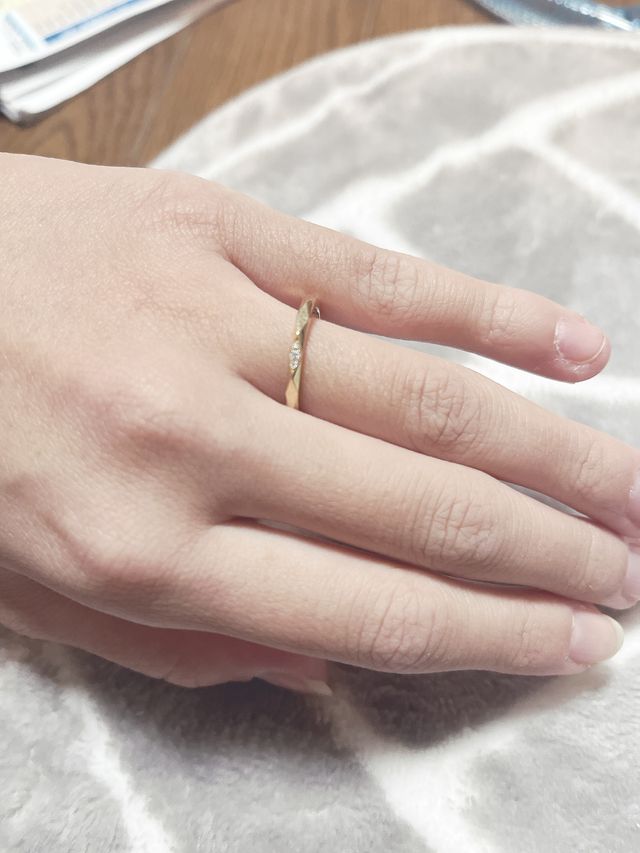 年齢とともにゴールドが欲しくなり一目惚れして購入