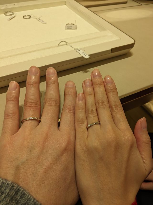 着け心地、デザイン、質感、どれも良かったです。