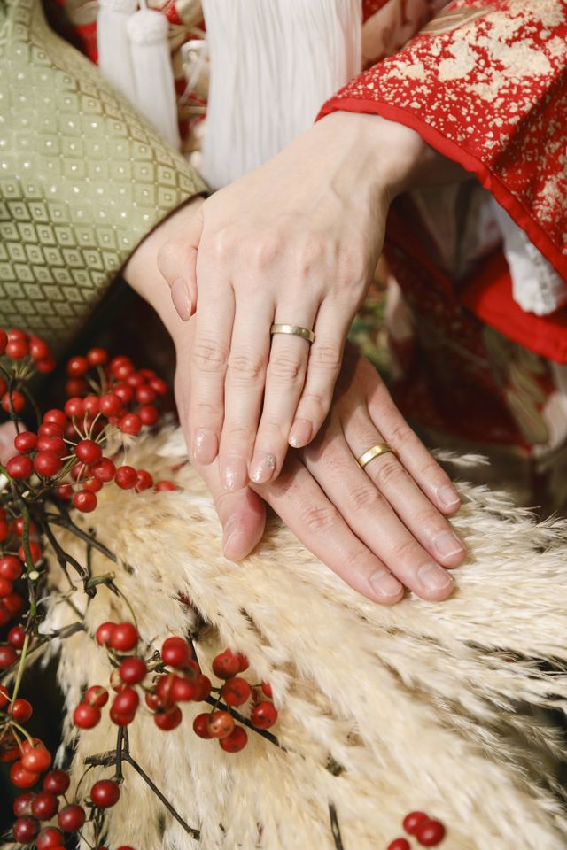 結婚式でプロのカメラマンに撮っていただきました。