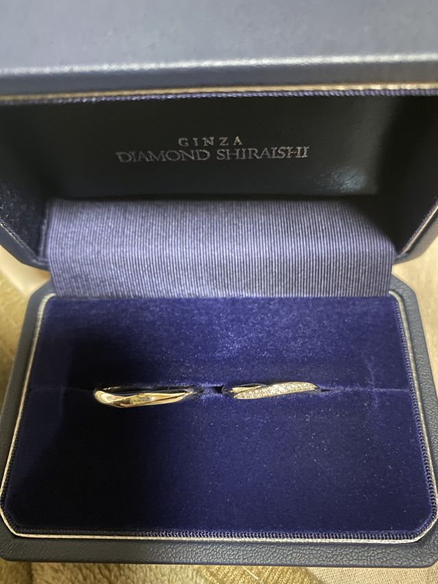 右がスターリーになります。
