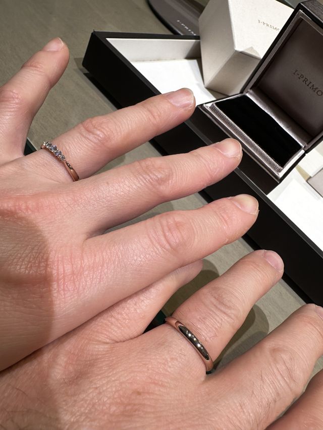 ペアではないけど色味を合わせてペア感を出しました！最高！