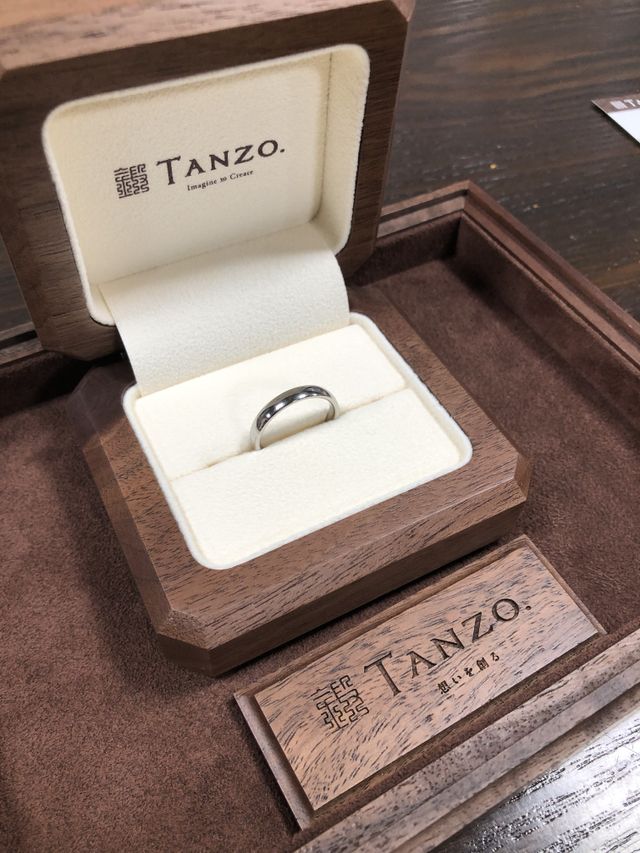 鏡面仕上げのTANZO指輪