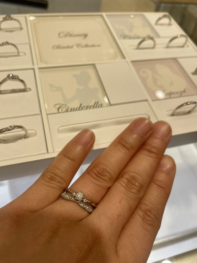 シンデレラデザインを重ね付けしたときの写真です。