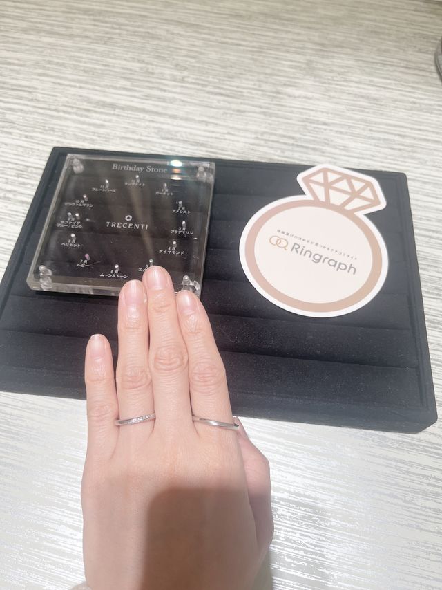 結婚指輪のコスタンテ(Pt)のメンズ15号ウィメンズ着7号