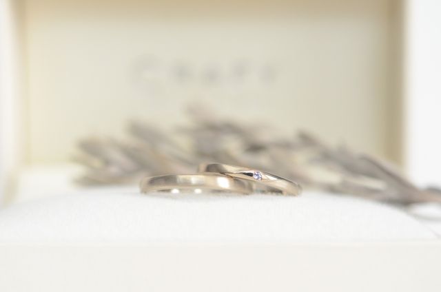 素材:ホワイトゴールド
表面:ヘアライン