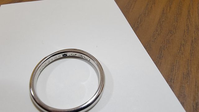 裏に入籍日・イニシャル・思い出のパンケーキ