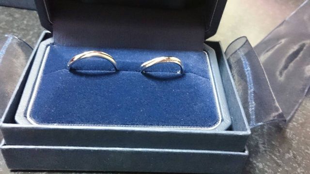 リングも指もきれいに見えるものを選んでいただきました