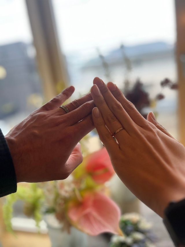 左:18KWG 4mm
右:18KPG 2.5mm